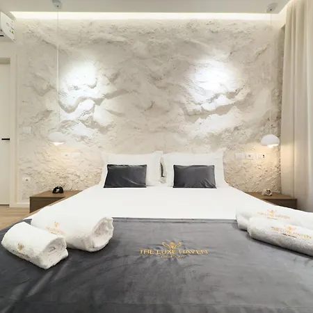 Luxe Haven A13 Apartment Tirana