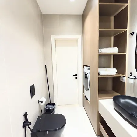 Luxe Haven A13 Apartment Tirana